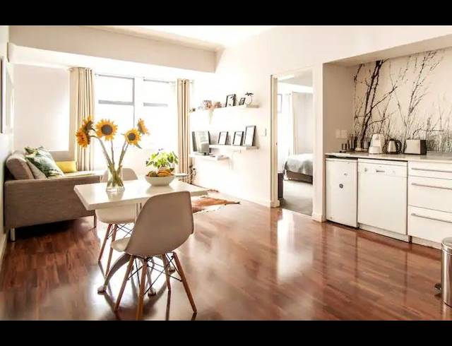 1 BEDROOM APARTMENT RENTED IN CAPE TOWN CITY CENTRE